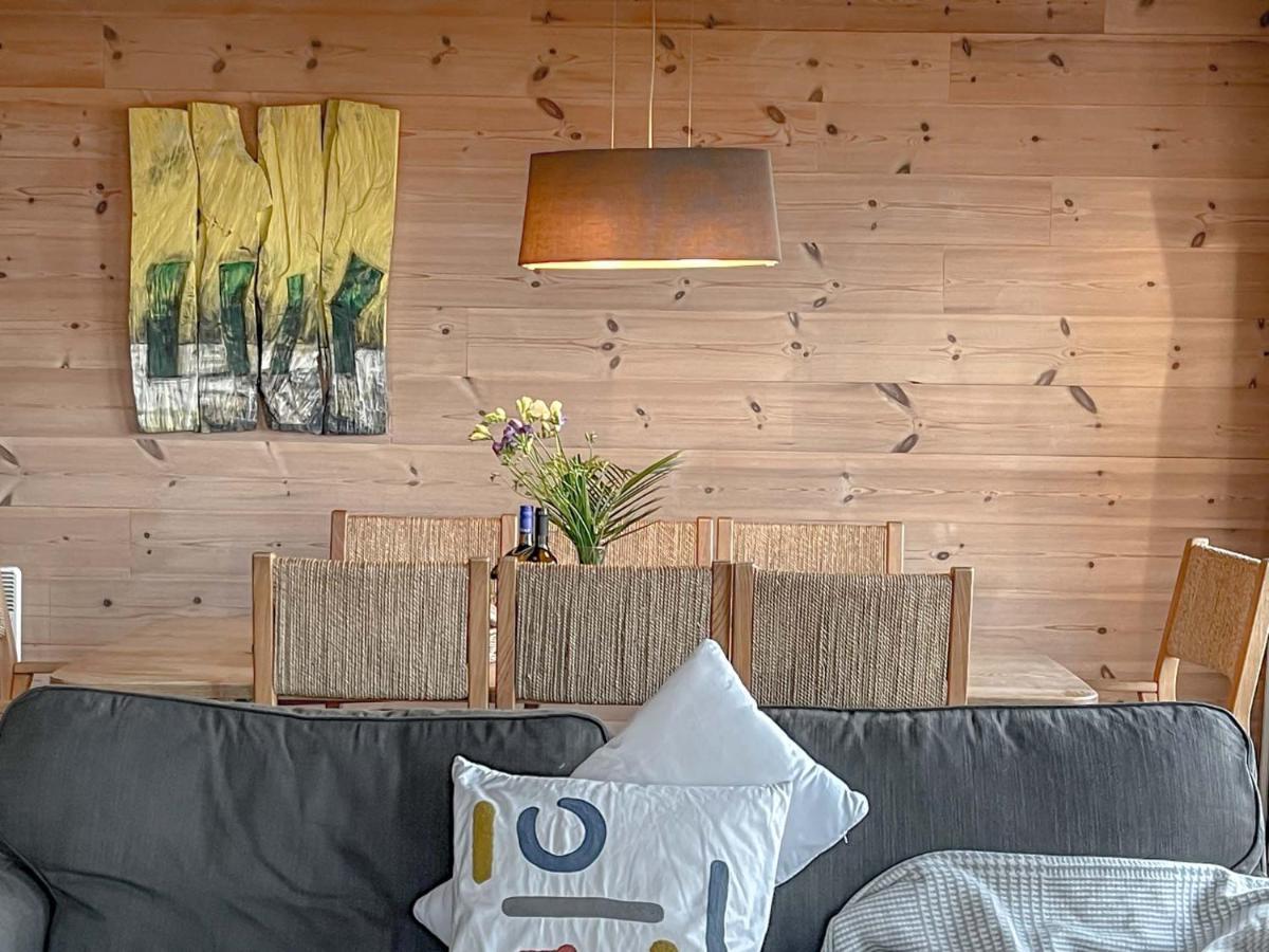 traumHaff Küstenchalets - einzigartige Chalets an der Ostsee. Ganz aus Lärchenholz mit Kamin und Sauna Vogelsang-Warsin Exterior foto