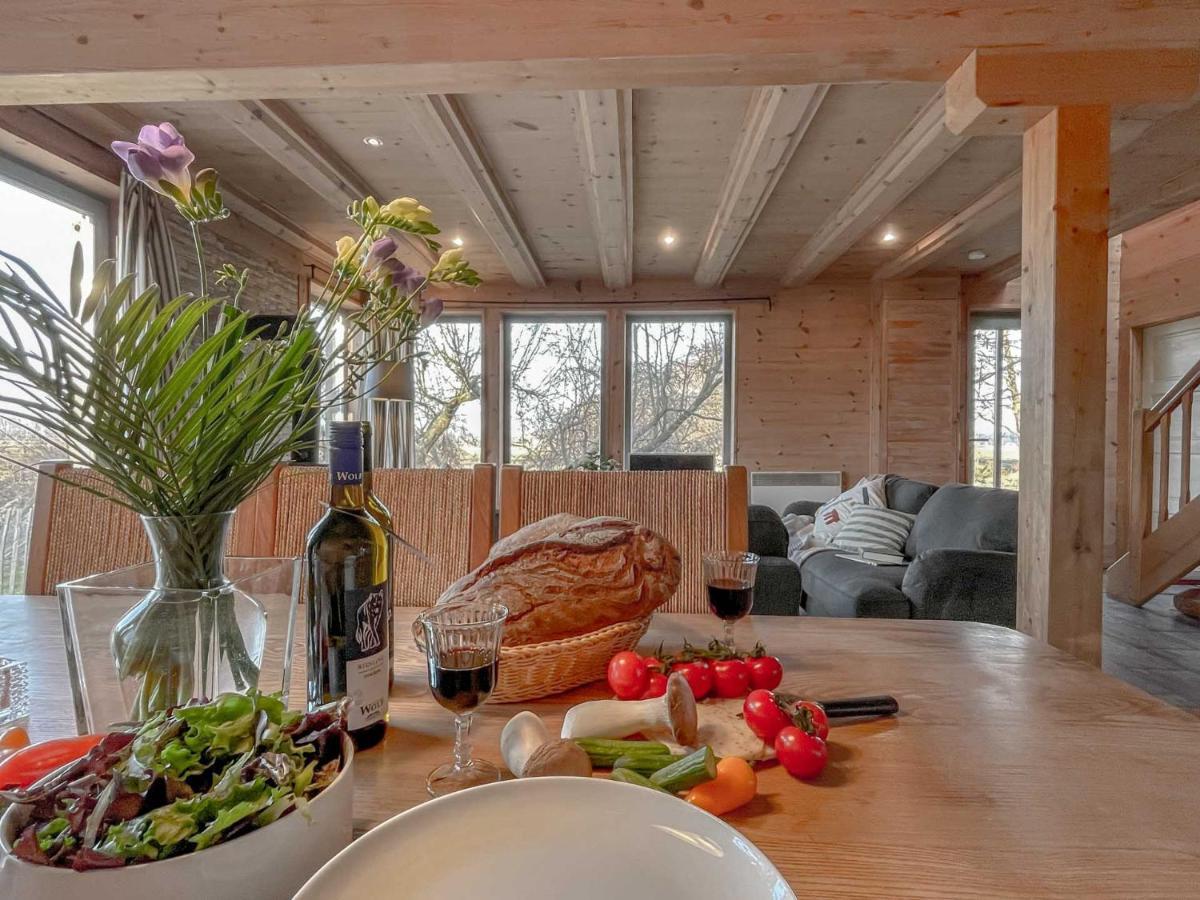 traumHaff Küstenchalets - einzigartige Chalets an der Ostsee. Ganz aus Lärchenholz mit Kamin und Sauna Vogelsang-Warsin Exterior foto